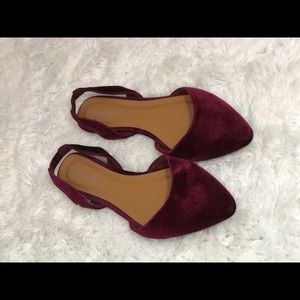 🍷Burgundy Back-strap Flats 🍷